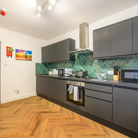 -re7h- For Your Relaxed & Cosy Free Parking Privat bolig