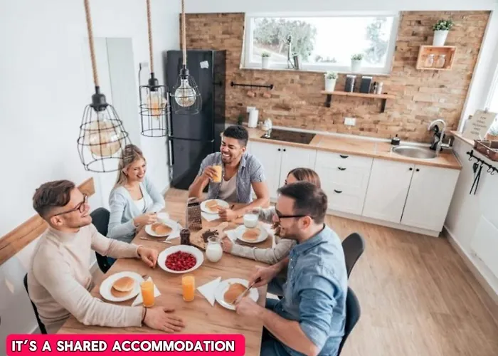 Homestay -re7h- For Your Relaxed & Cosy Free Parking *